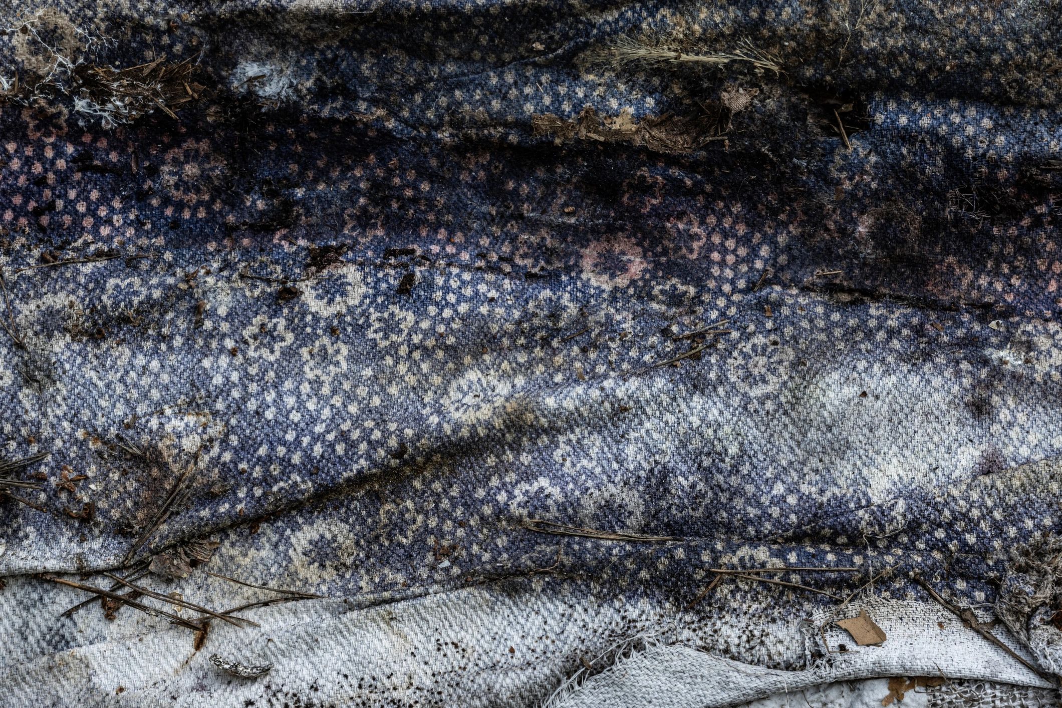 Decorative woven textile with intricate pattern